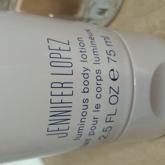 RARE! NWOT Or Box Glowing By JLO 3 Piece Bundle - Picture 3 of 6